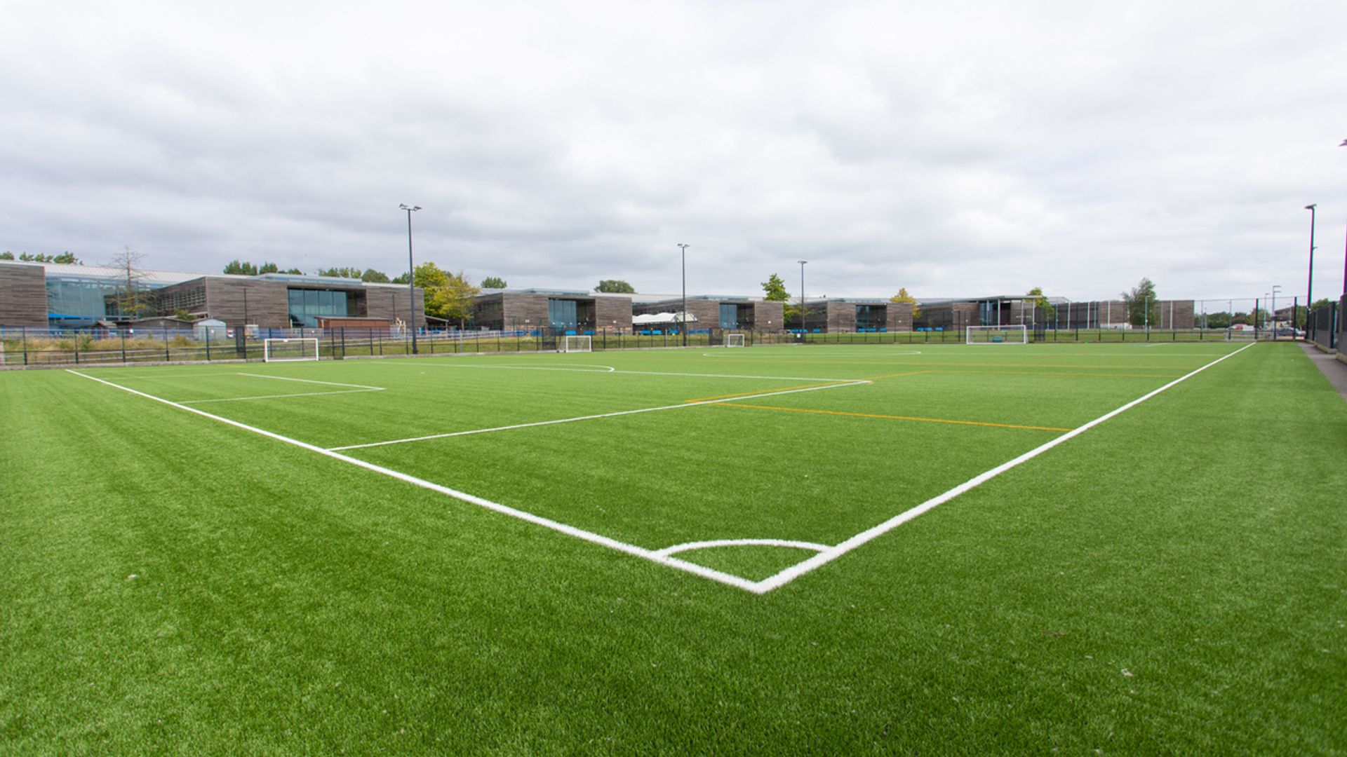 Alec Reed Academy, Northolt